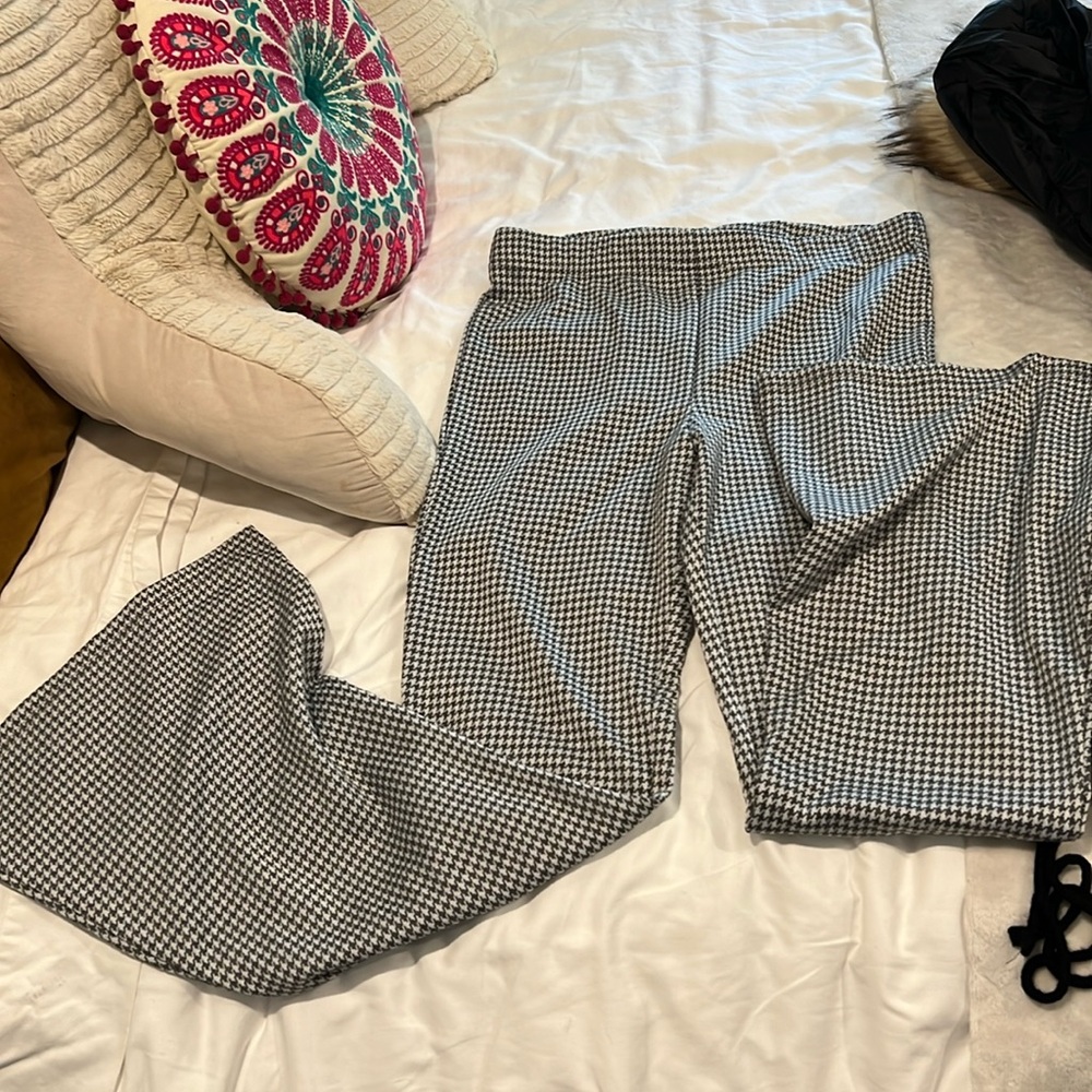 Pants checkered. Black and white target brand wild fable size M